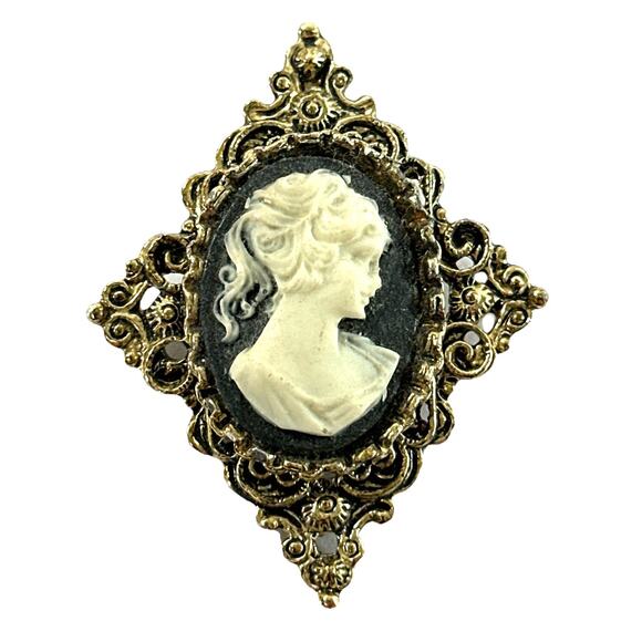 Vintage Gerry’s Cameo Brooch Pendant Gold Tone Filigree Lady Portrait Pin - Picture 1 of 4
